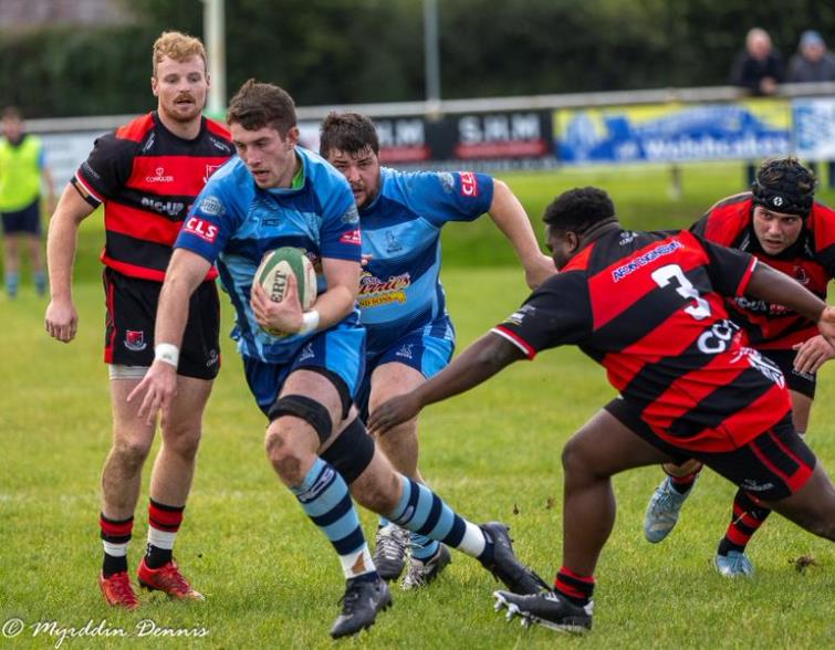 Narberth on the attack (Myrddin Dennis)